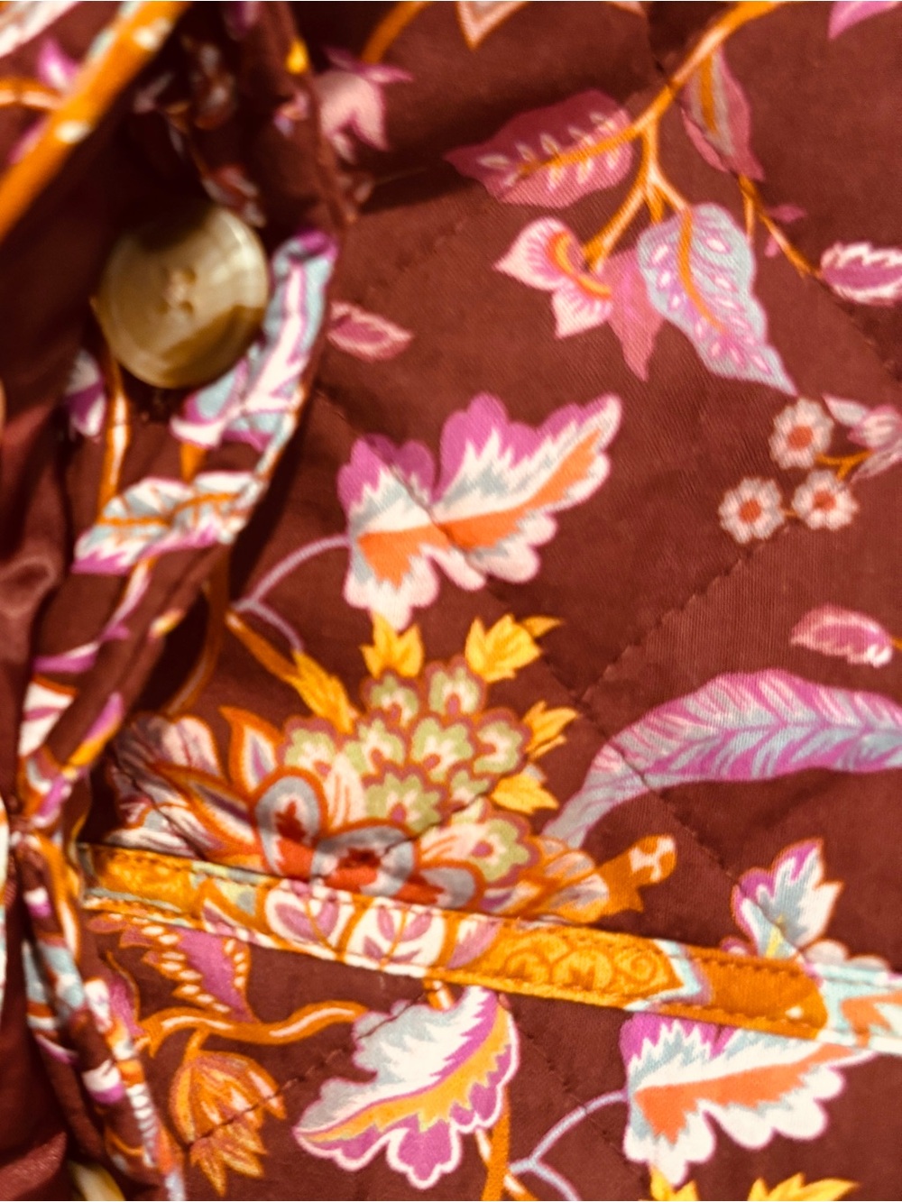 7 For All Mankind Burgundy Floral Quilted Cropped Patchwork Lightweight Fall - Picture 4 of 13